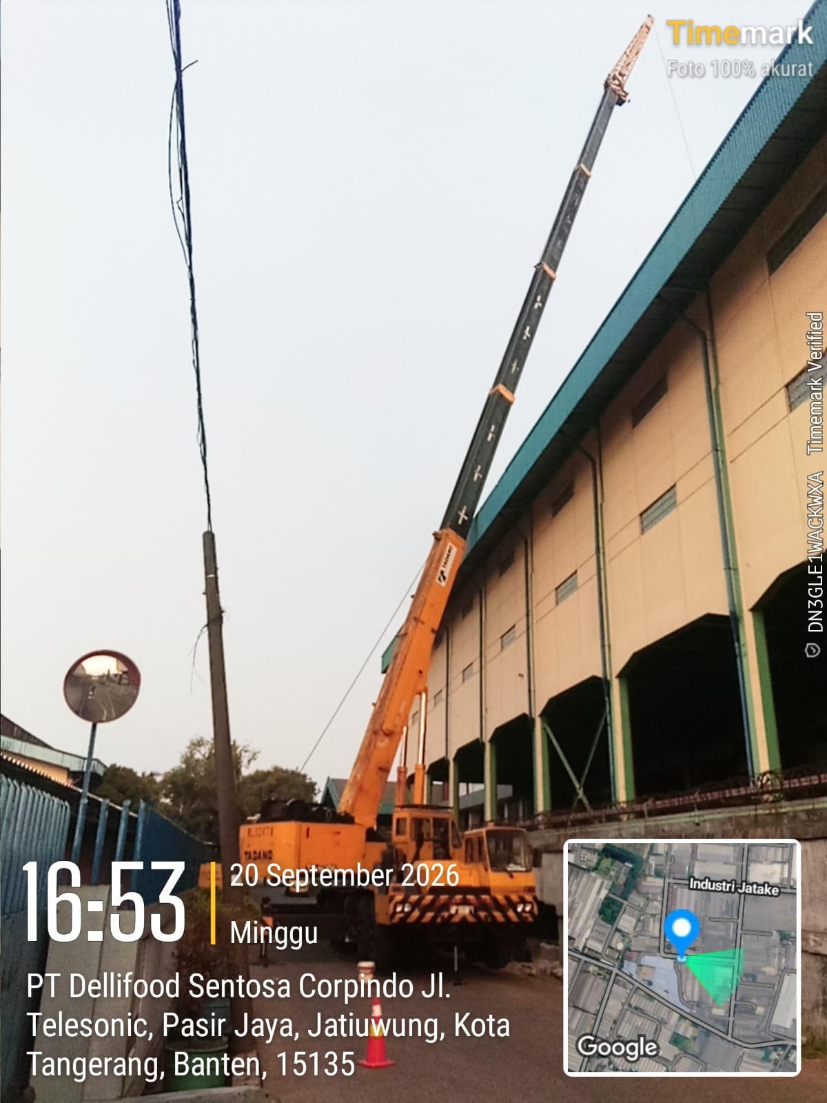 100ton crane KATO, 100toncrane, sewacranejakarta, rentalcrane,sewaalatberat,sewaalatmurah